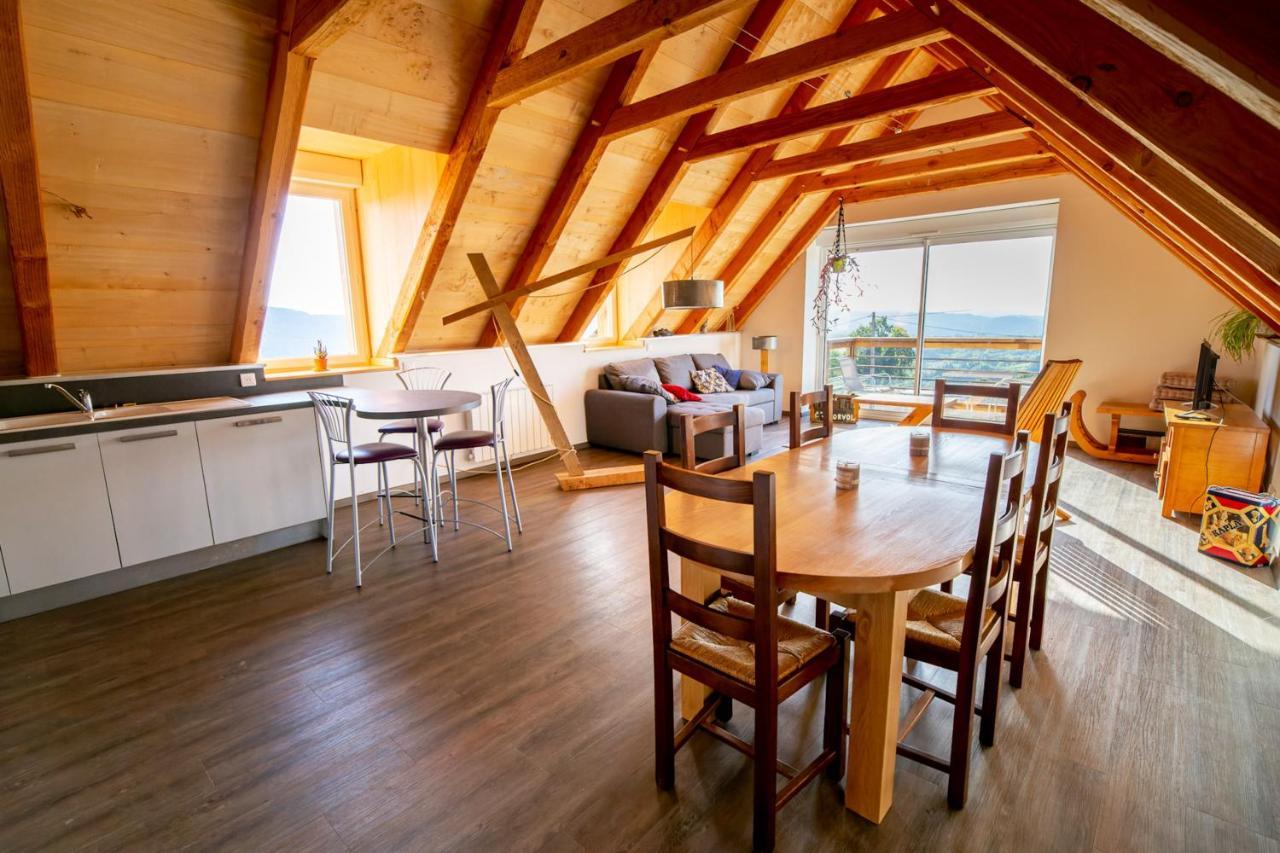 Appartement Charmant A Saint Come D'Olt Vue Montagne 80 M² Balconc 外观 照片