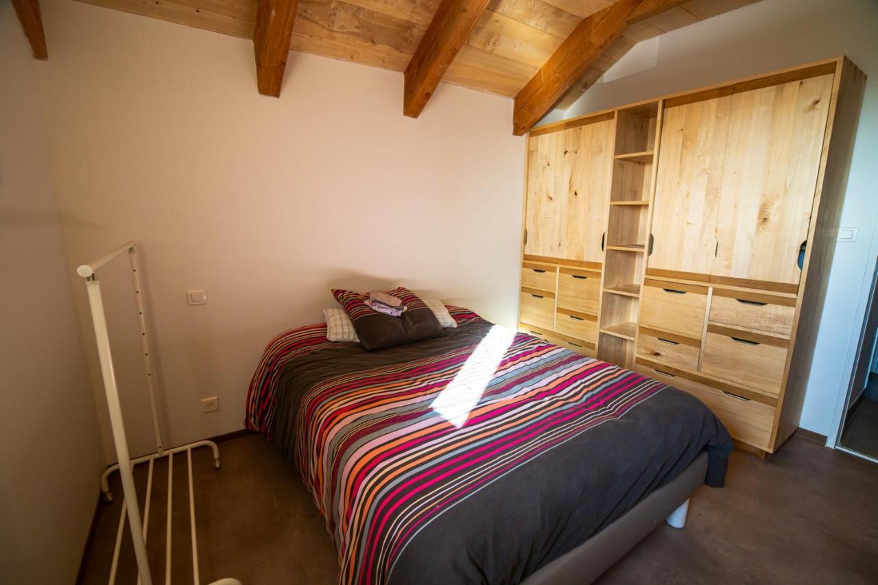 Appartement Charmant A Saint Come D'Olt Vue Montagne 80 M² Balconc 外观 照片
