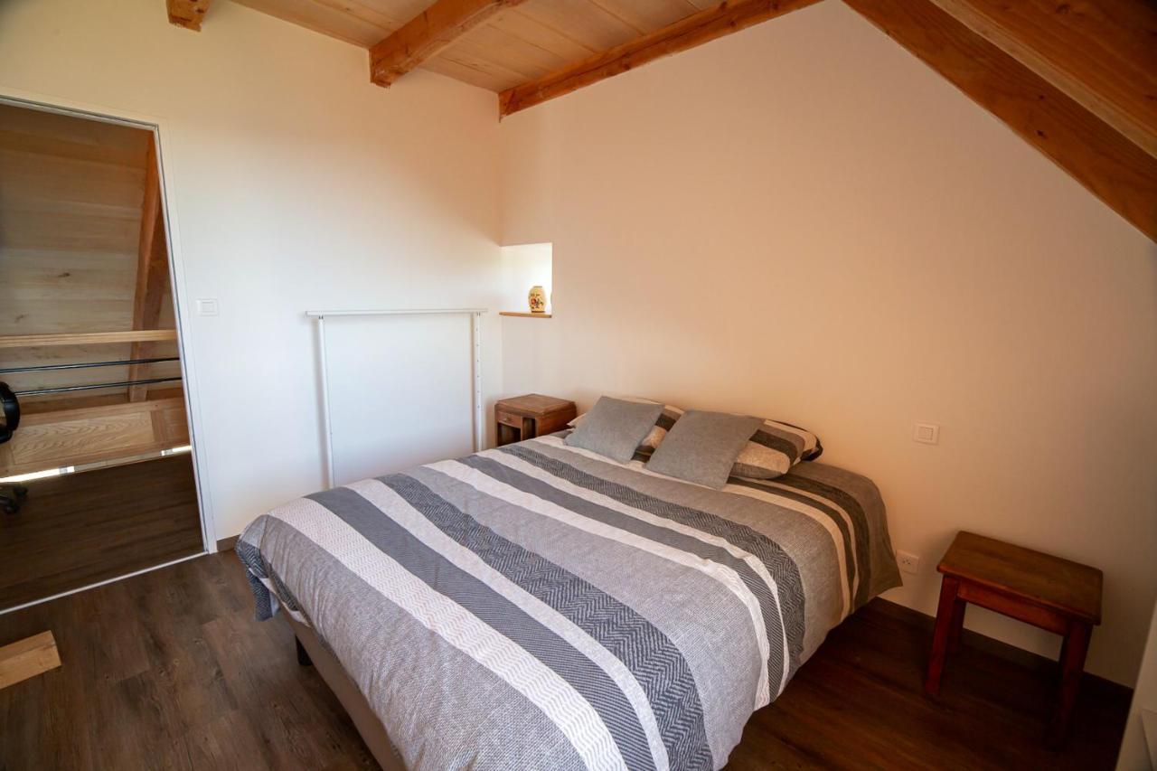 Appartement Charmant A Saint Come D'Olt Vue Montagne 80 M² Balconc 外观 照片